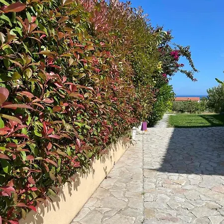 Apartment Stefanos *